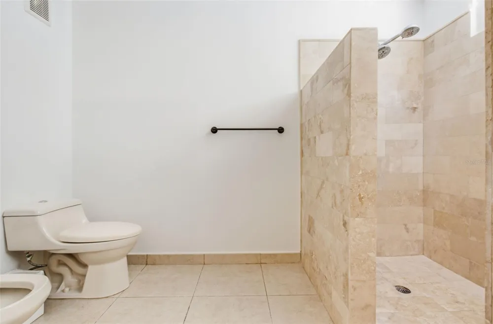 451 CAMINO GUAJATACA Dorado, PR 00646