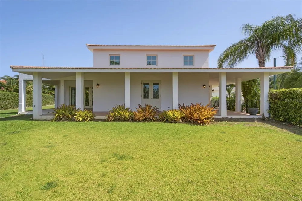 451 CAMINO GUAJATACA Dorado, PR 00646
