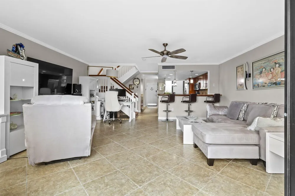 1100 SE 5TH COURT #68 Pompano Beach, FL 33060