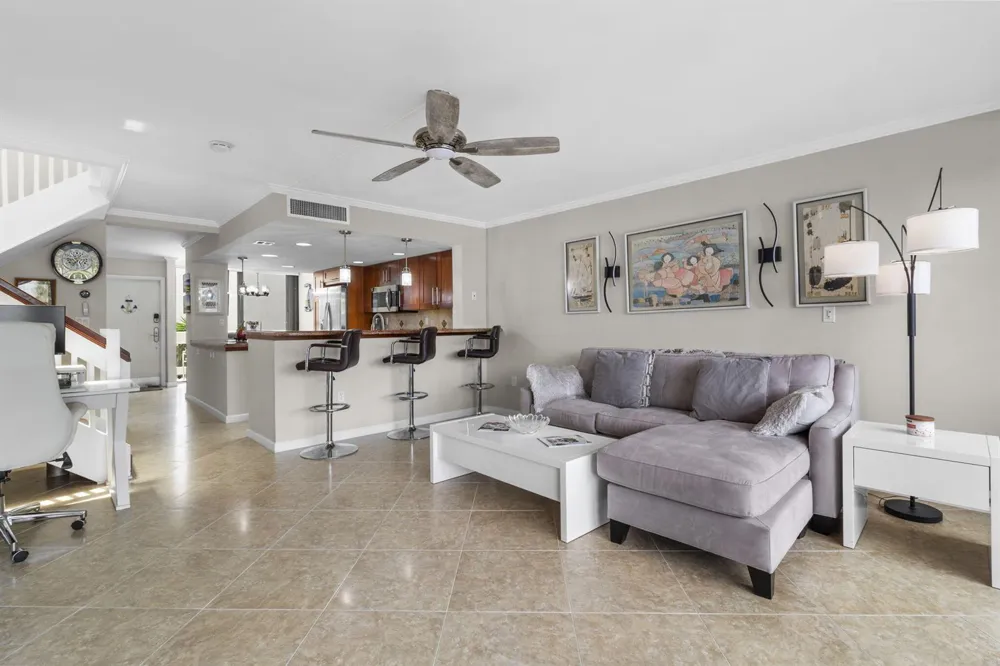 1100 SE 5TH COURT #68 Pompano Beach, FL 33060