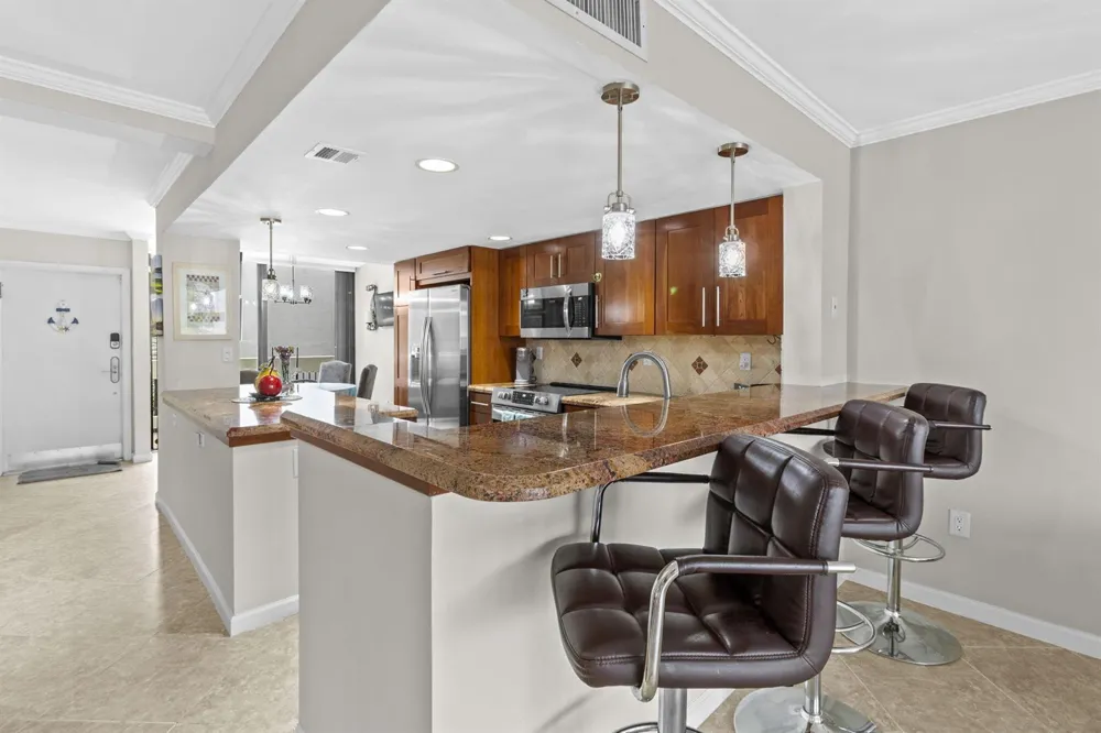 1100 SE 5TH COURT #68 Pompano Beach, FL 33060