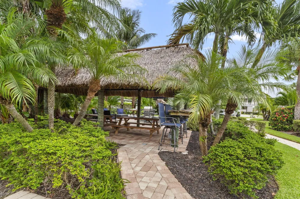 1100 SE 5TH COURT #68 Pompano Beach, FL 33060