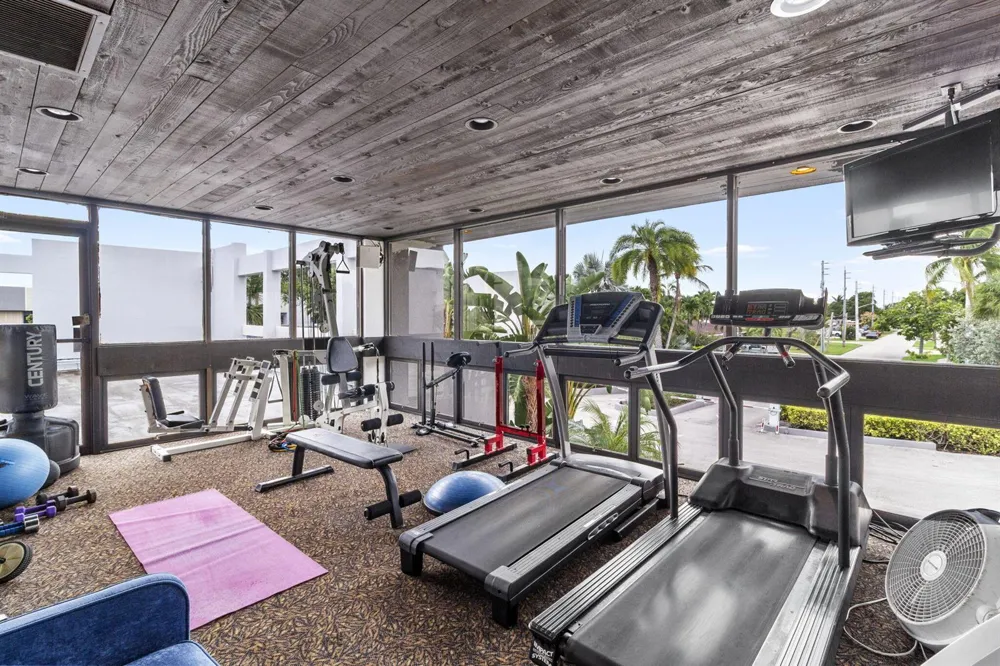 1100 SE 5TH COURT #68 Pompano Beach, FL 33060