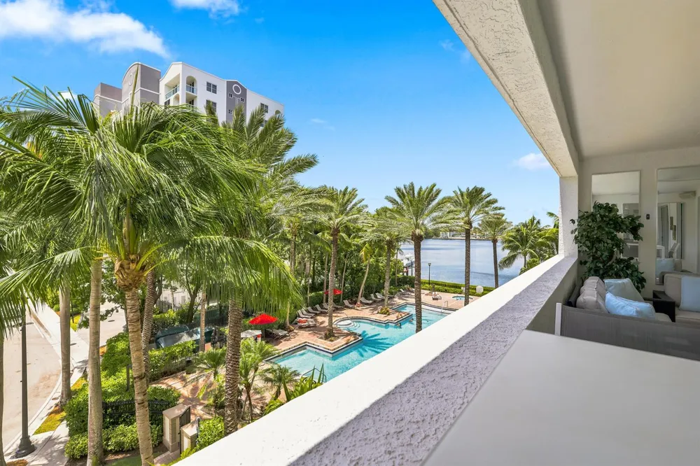 17100 Bay Road #1401 Sunny Isles Beach, FL 33160