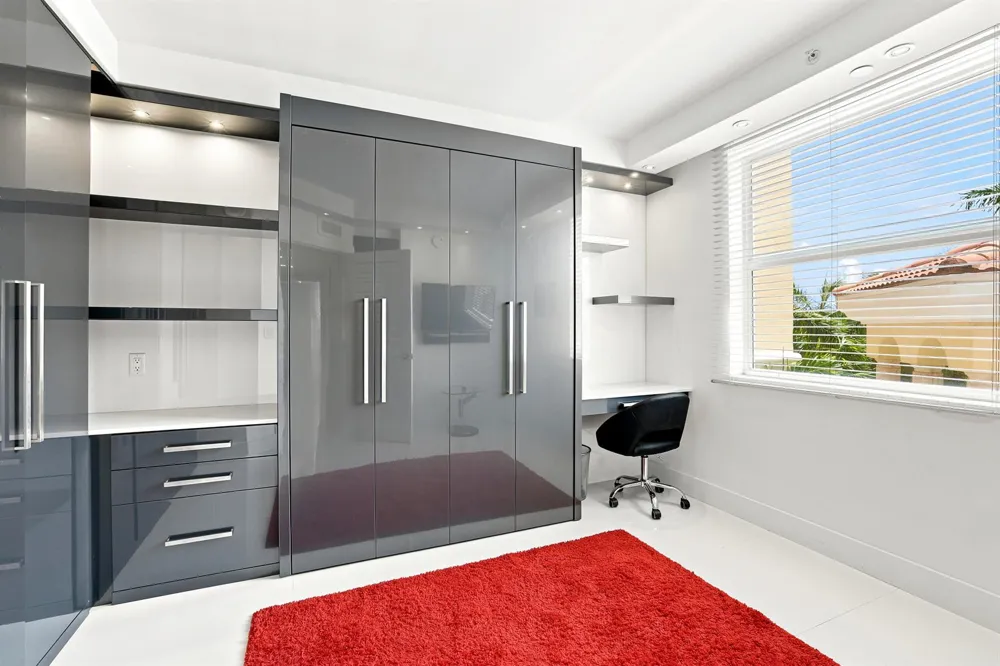 17100 Bay Road #1401 Sunny Isles Beach, FL 33160