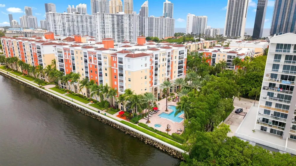 17100 Bay Road #1401 Sunny Isles Beach, FL 33160