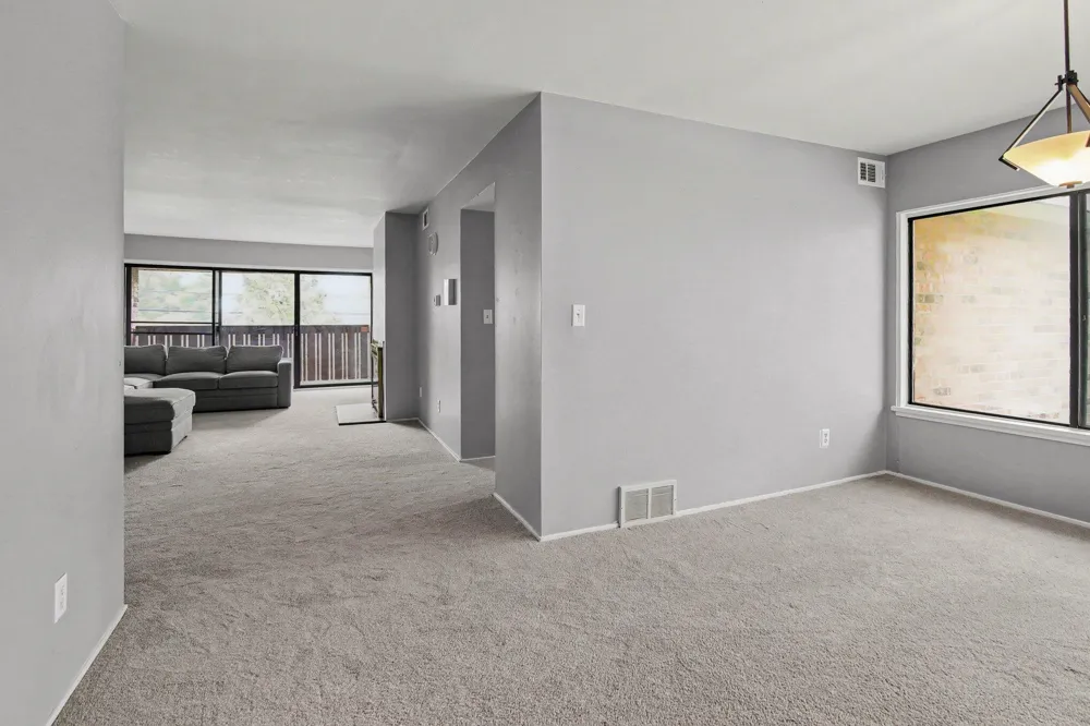 1225 S Maple Road #307 Ann Arbor, MI 48103