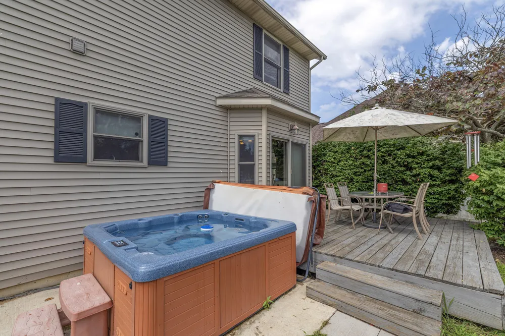 2053 Joni Lane Stevensville, MI 49127