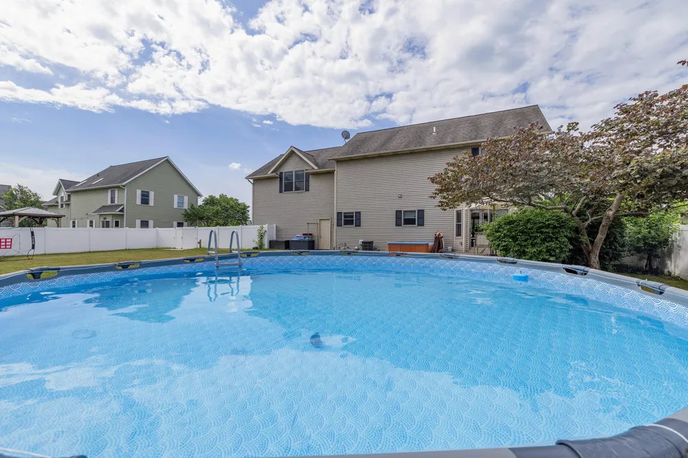 2053 Joni Lane Stevensville, MI 49127