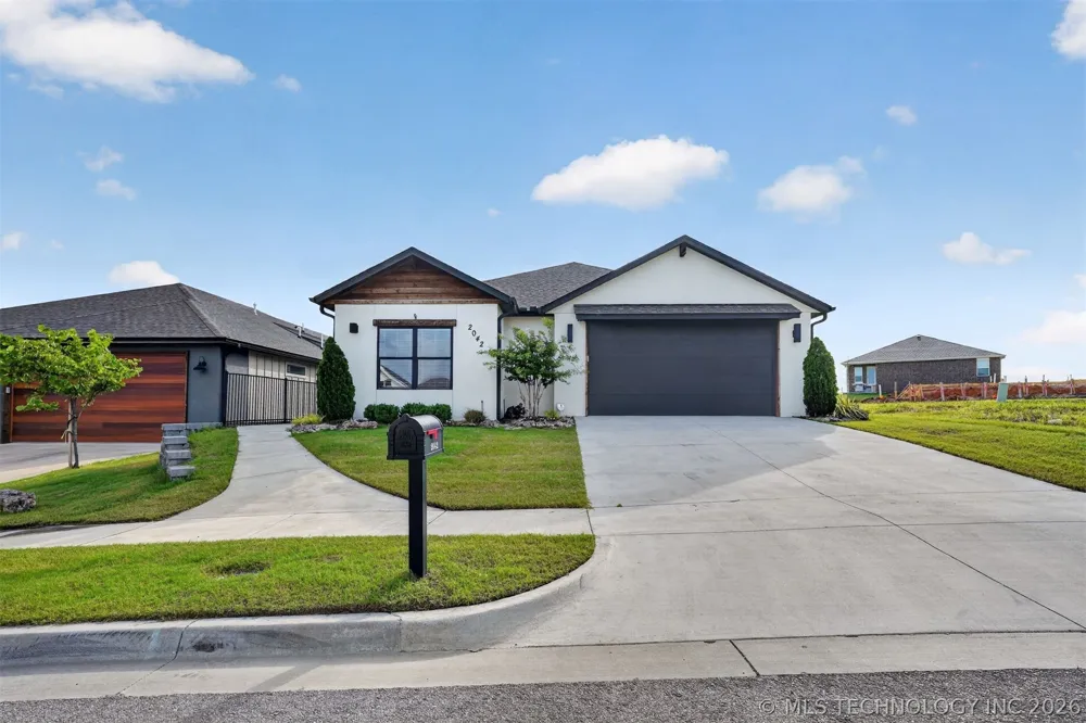 2042 E 130th Street Jenks, OK 74037