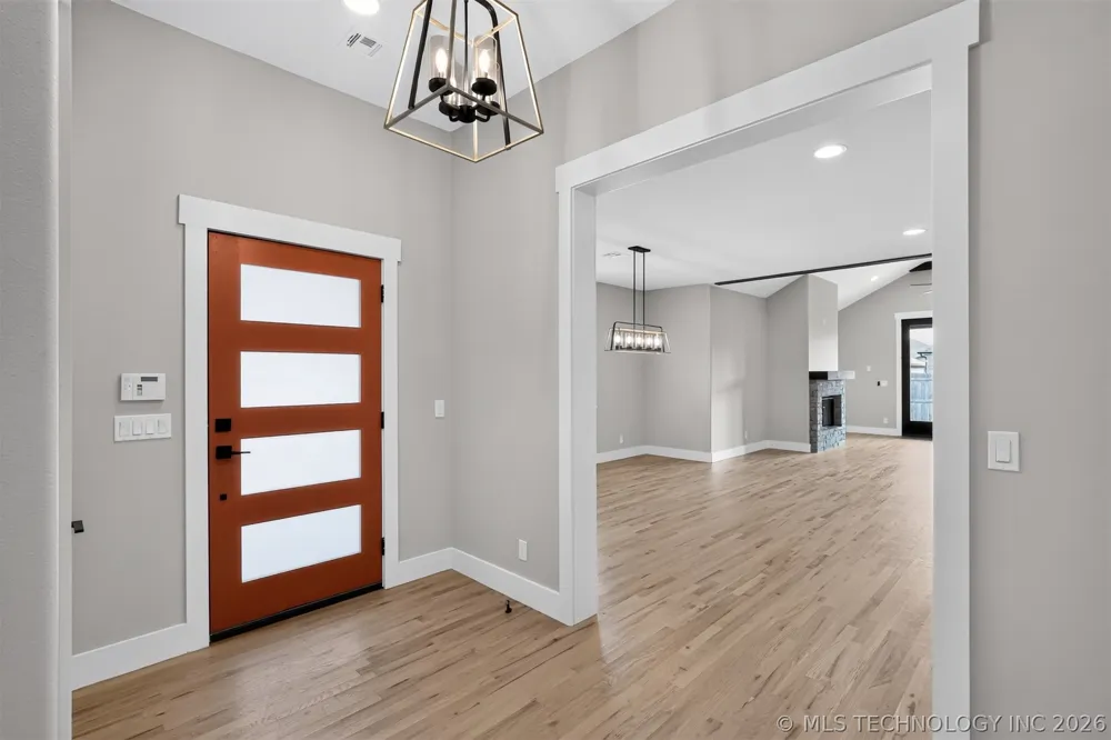 2042 E 130th Street Jenks, OK 74037