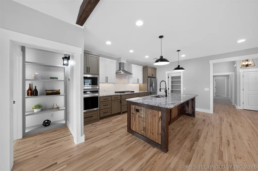 2042 E 130th Street Jenks, OK 74037