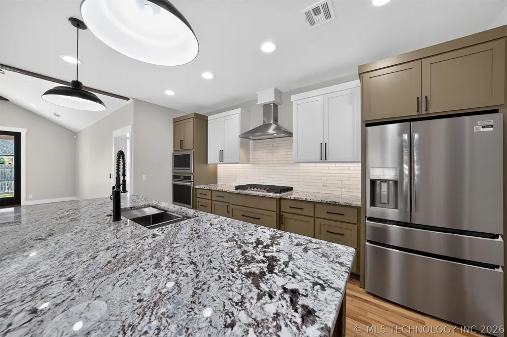 2042 E 130th Street Jenks, OK 74037