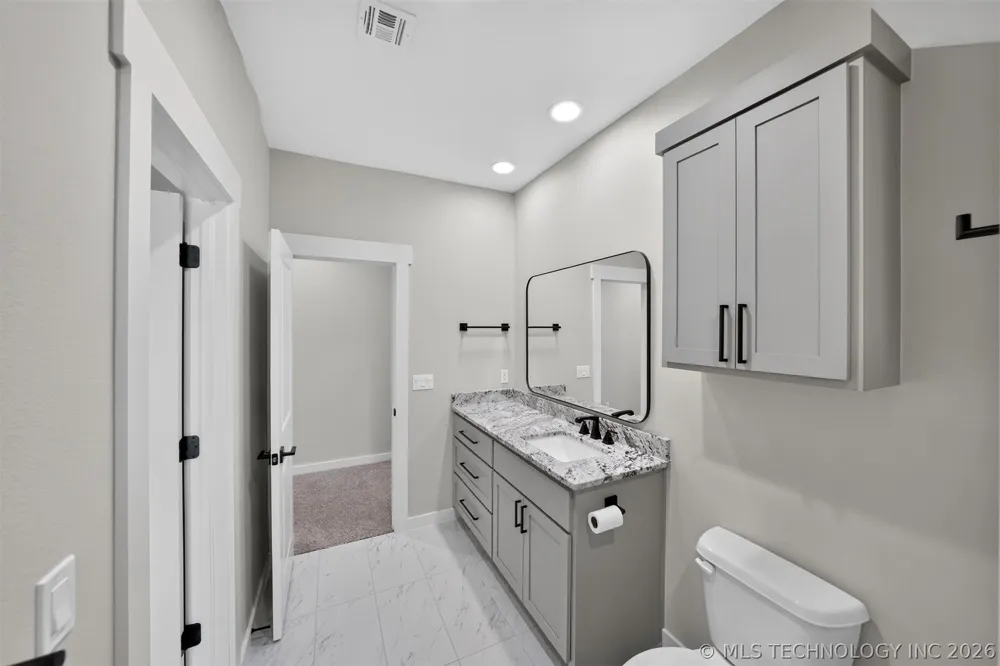 2042 E 130th Street Jenks, OK 74037