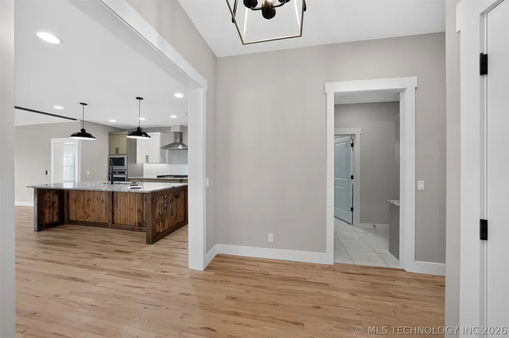 2042 E 130th Street Jenks, OK 74037