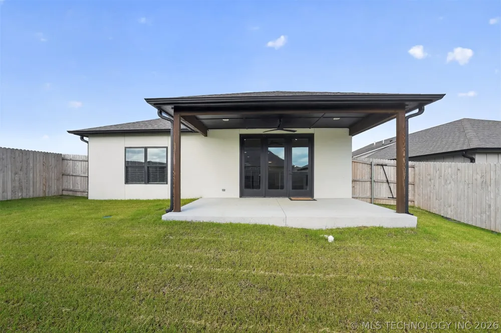 2042 E 130th Street Jenks, OK 74037