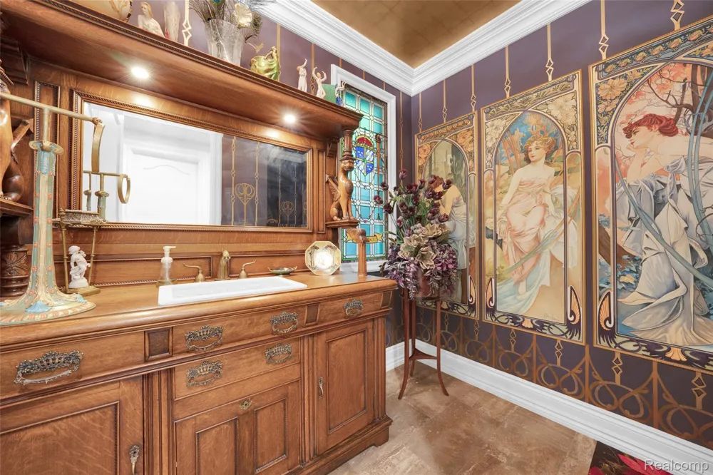 5621 Arbor Bay Court Genoa Township, MI 48116