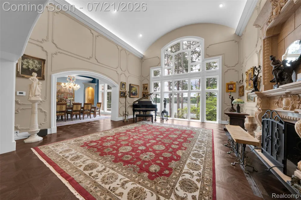 5621 Arbor Bay Court Genoa Township, MI 48116