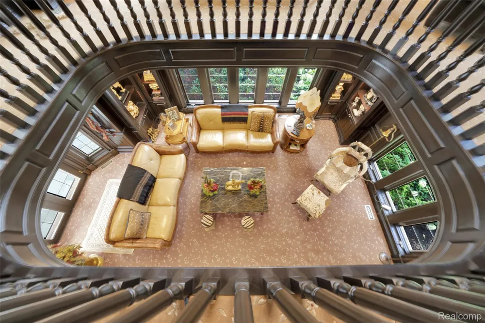 5621 Arbor Bay Court Genoa Township, MI 48116
