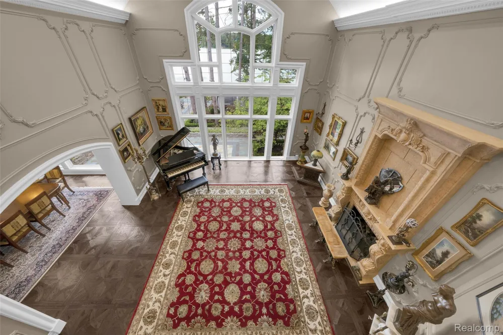 5621 Arbor Bay Court Genoa Township, MI 48116