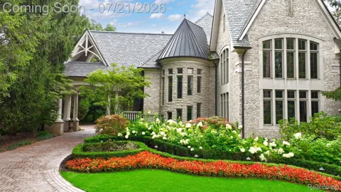 5621 Arbor Bay Court