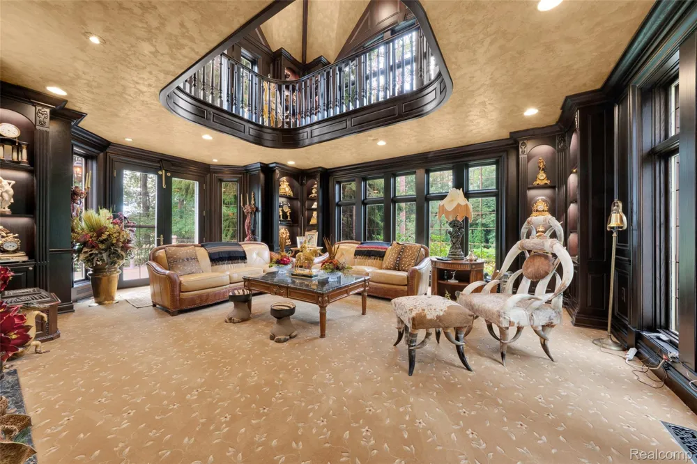 5621 Arbor Bay Court Genoa Township, MI 48116