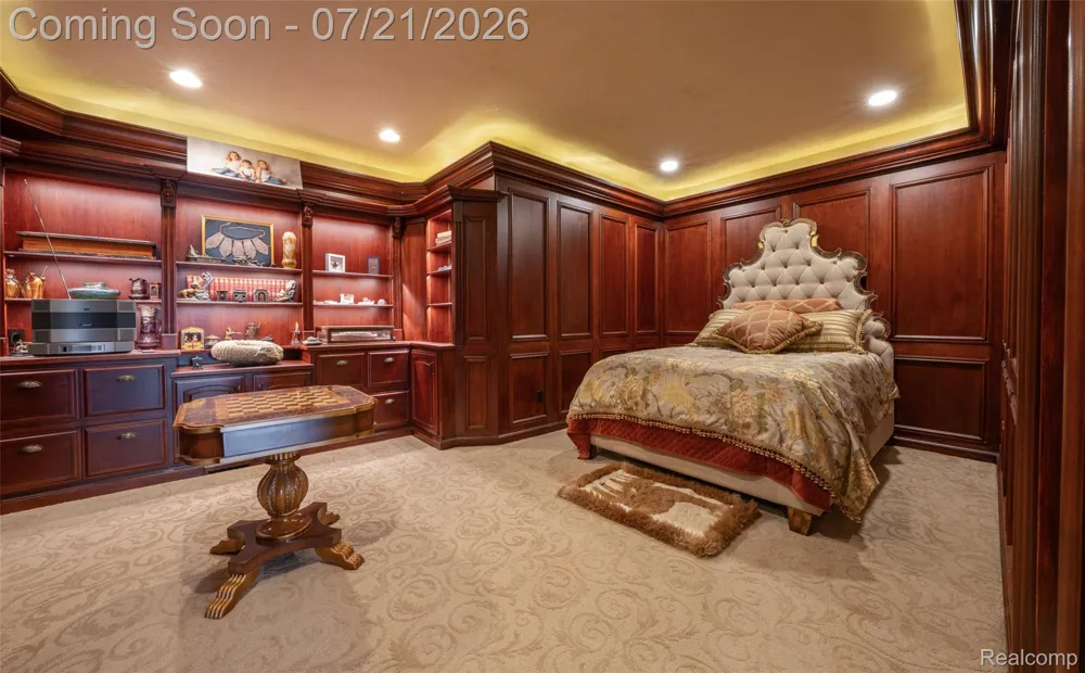 5621 Arbor Bay Court Genoa Township, MI 48116