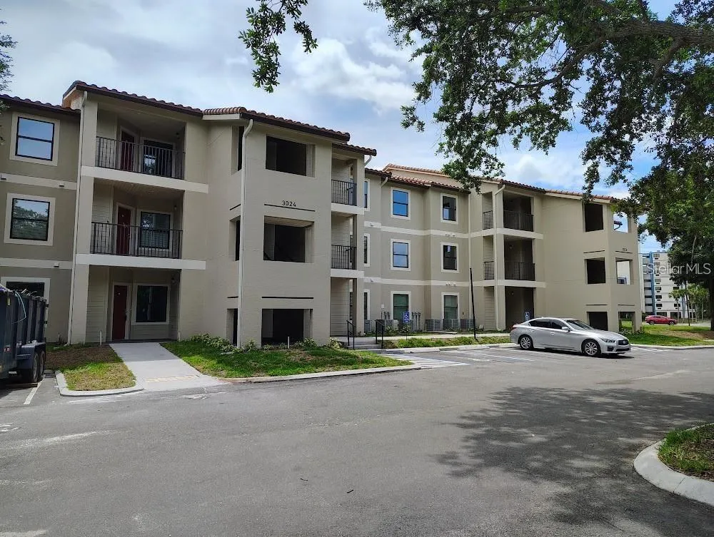 3024 PARKWAY BOULEVARD #106 Kissimmee, FL 34747