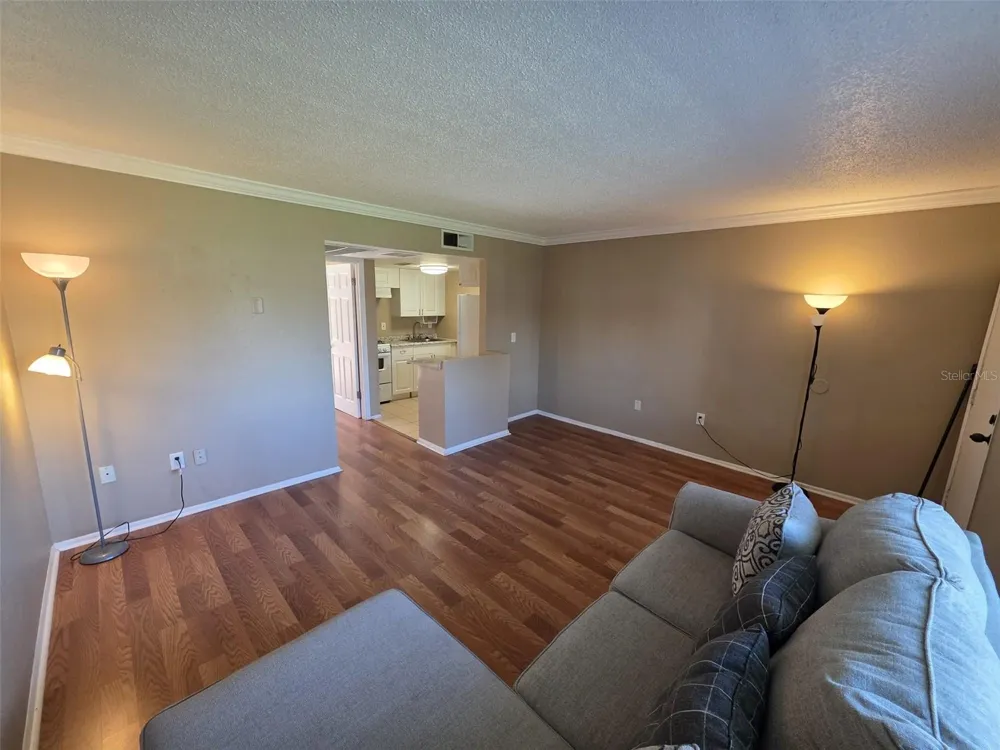 139 OYSTER BAY CIRCLE #220 Altamonte Springs, FL 32701