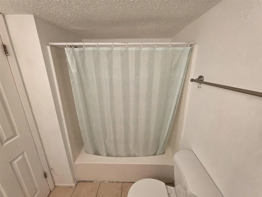 139 OYSTER BAY CIRCLE #220 Altamonte Springs, FL 32701
