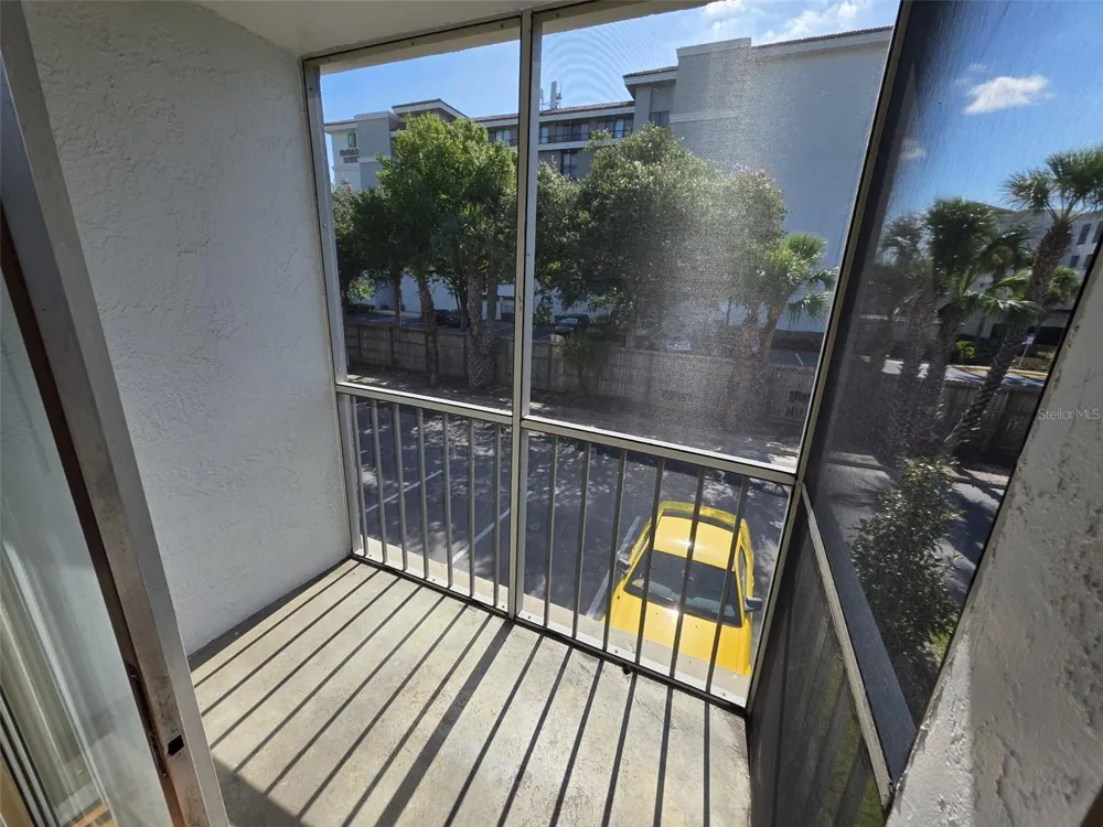 139 OYSTER BAY CIRCLE #220 Altamonte Springs, FL 32701