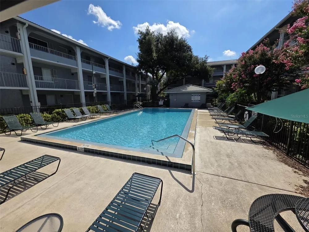 139 OYSTER BAY CIRCLE #220 Altamonte Springs, FL 32701