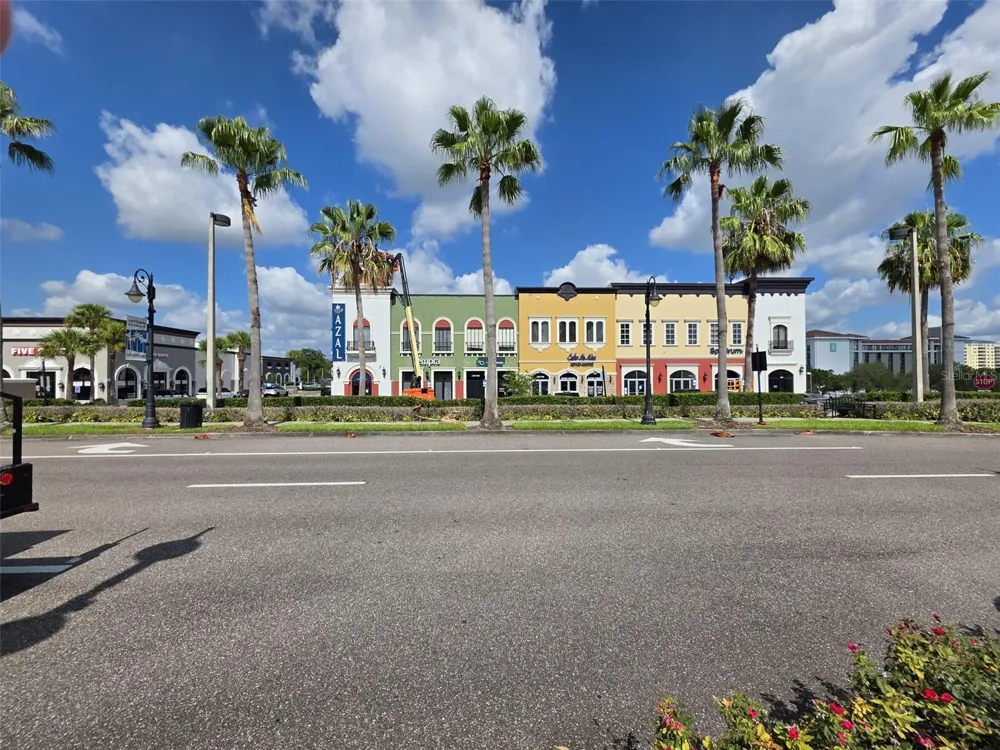 139 OYSTER BAY CIRCLE #220 Altamonte Springs, FL 32701
