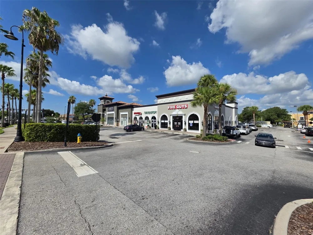 139 OYSTER BAY CIRCLE #220 Altamonte Springs, FL 32701