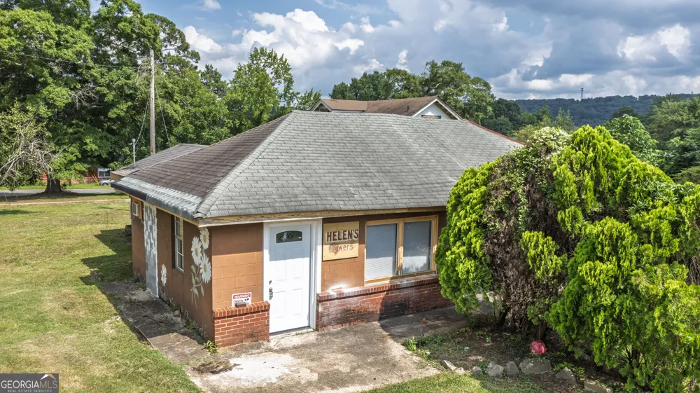 28 Johnson AVE Manchester, GA 31816