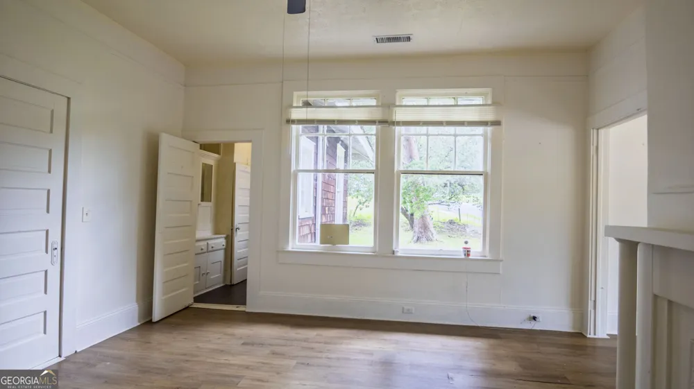 28 Johnson AVE Manchester, GA 31816