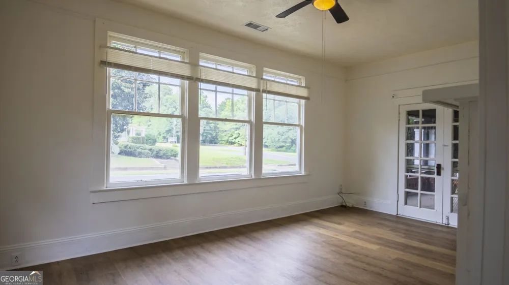28 Johnson AVE Manchester, GA 31816