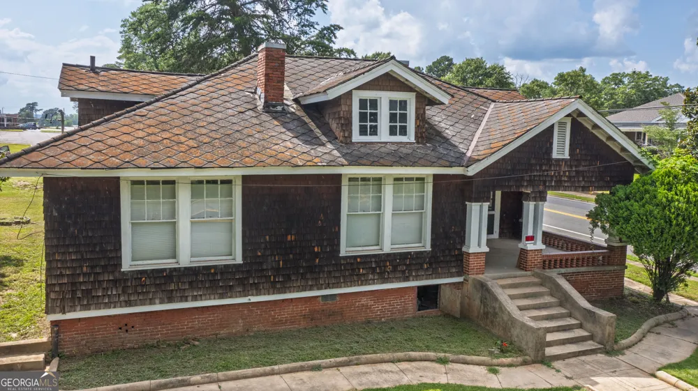 28 Johnson AVE Manchester, GA 31816