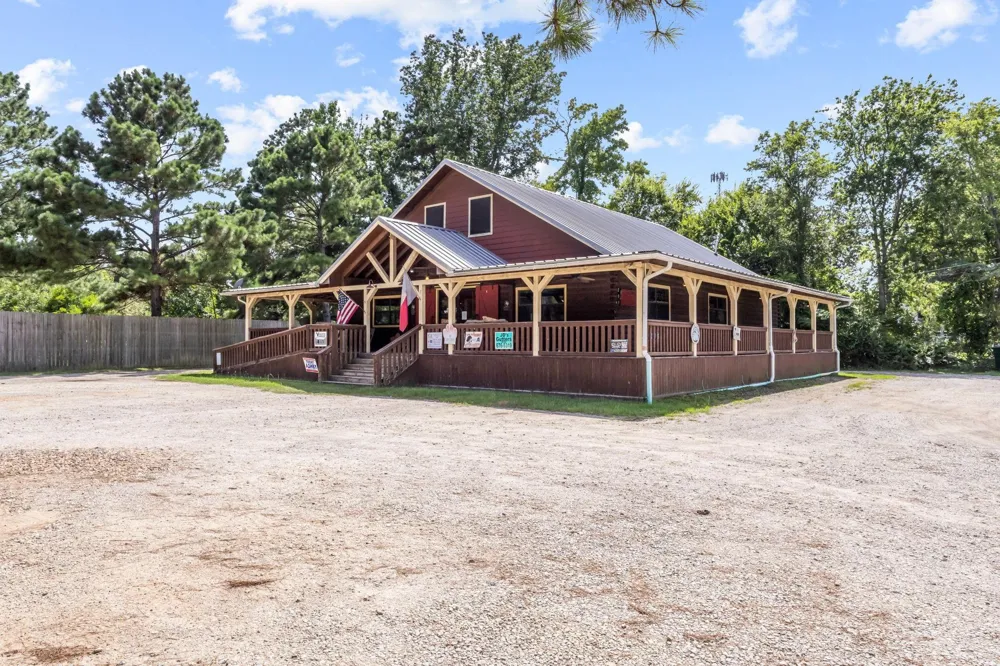 203 W Elder Street Colmesneil, TX 75938