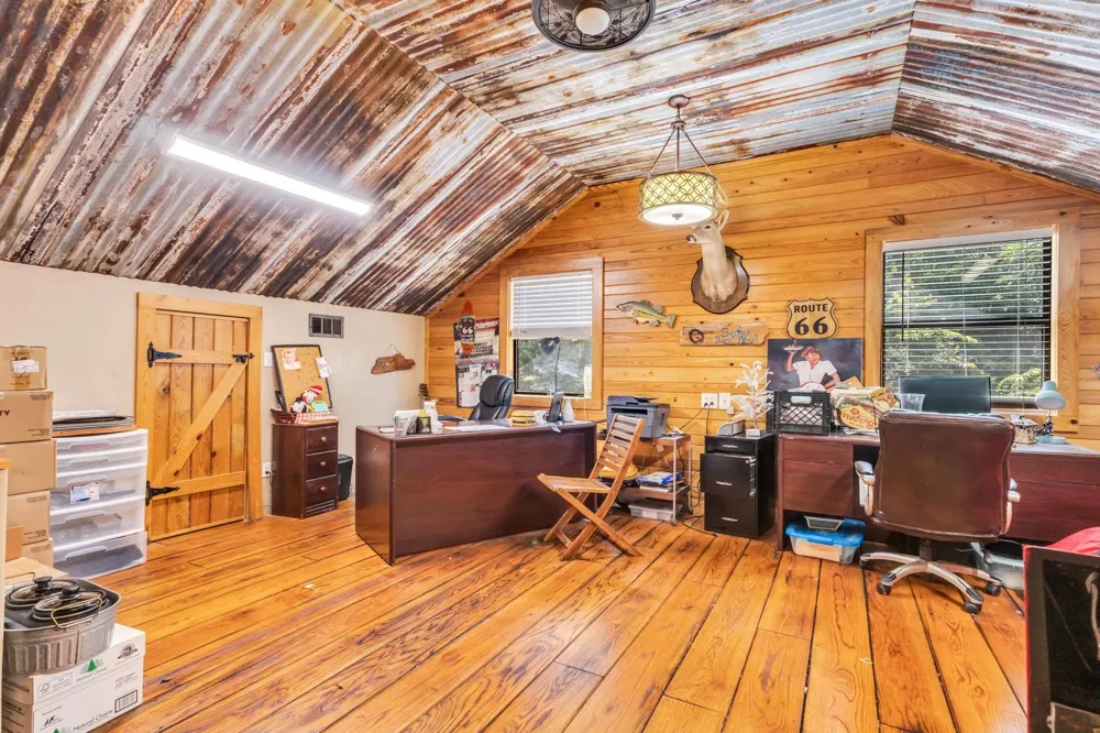 203 W Elder Street Colmesneil, TX 75938