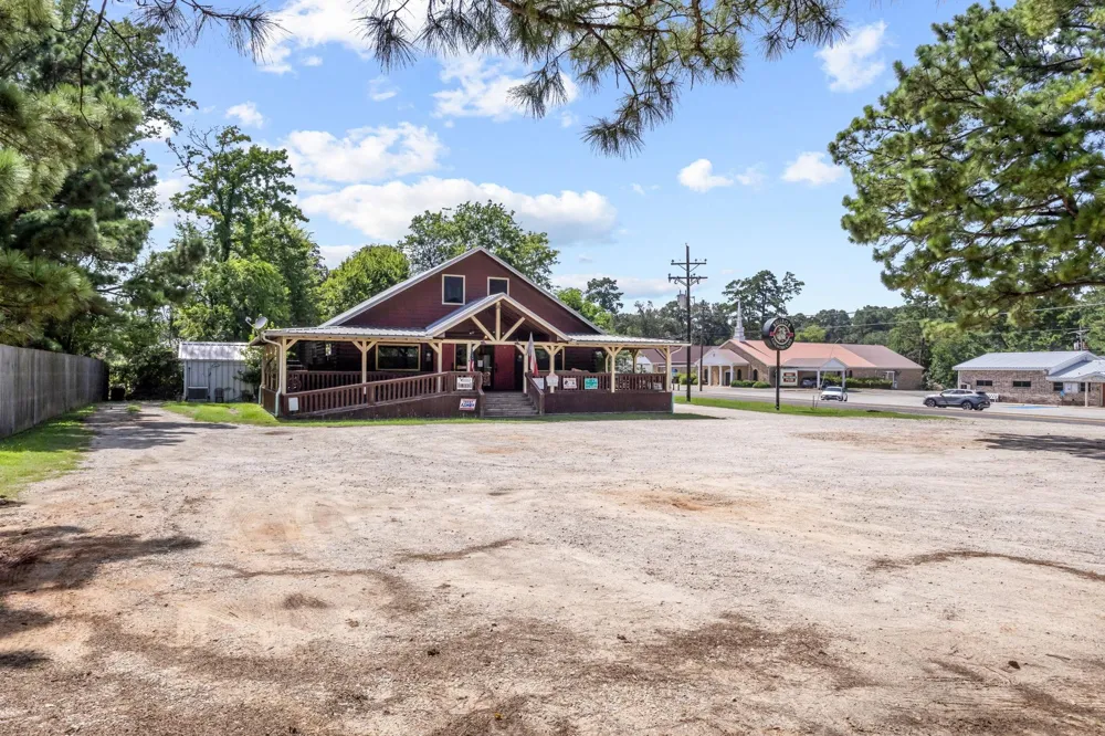 203 W Elder Street Colmesneil, TX 75938