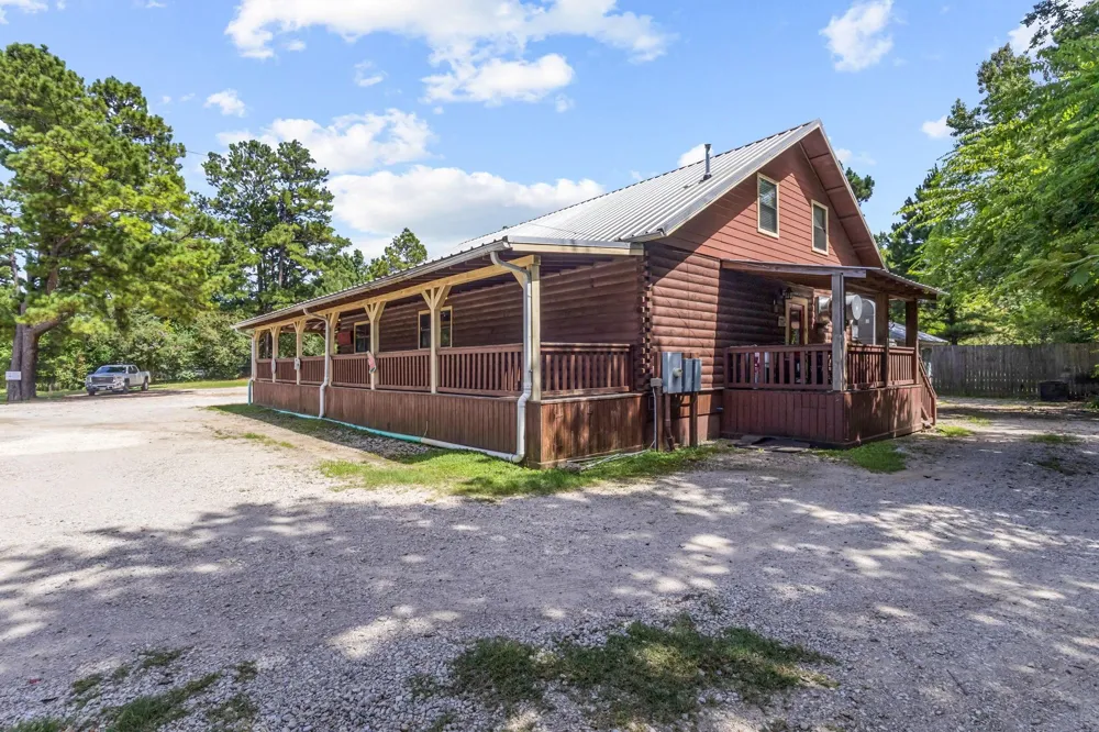 203 W Elder Street Colmesneil, TX 75938