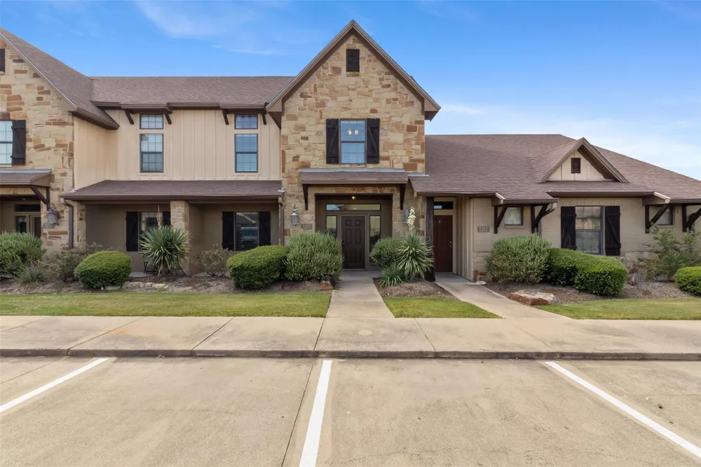 3209 Sergeant Drive College Station, TX 77845