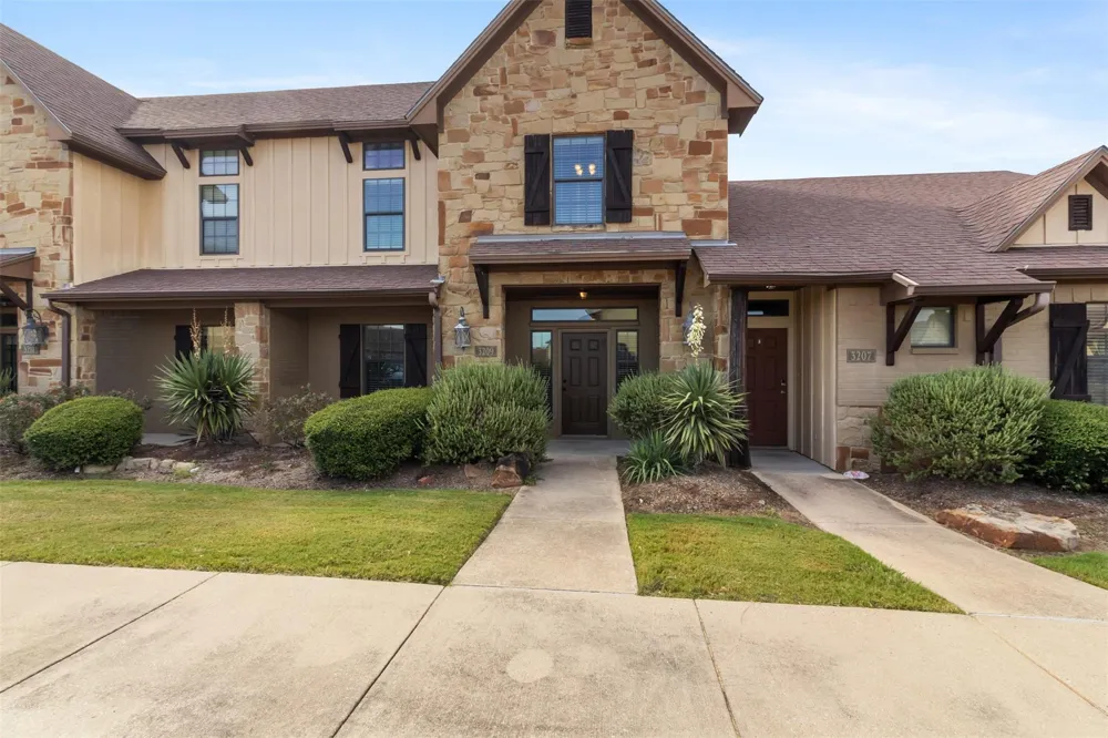 3209 Sergeant Drive College Station, TX 77845