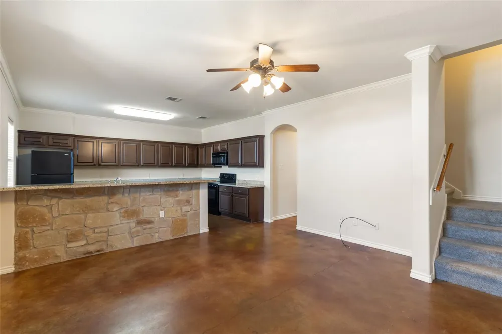 3209 Sergeant Drive College Station, TX 77845
