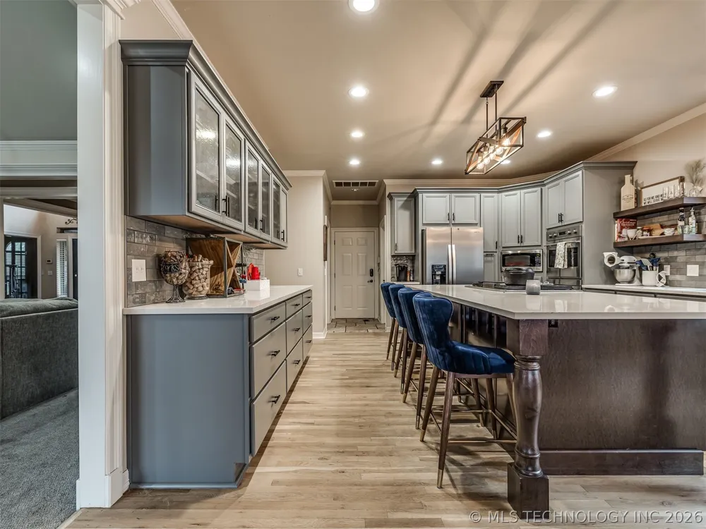 6301 S 5th Avenue Broken Arrow, OK 74011