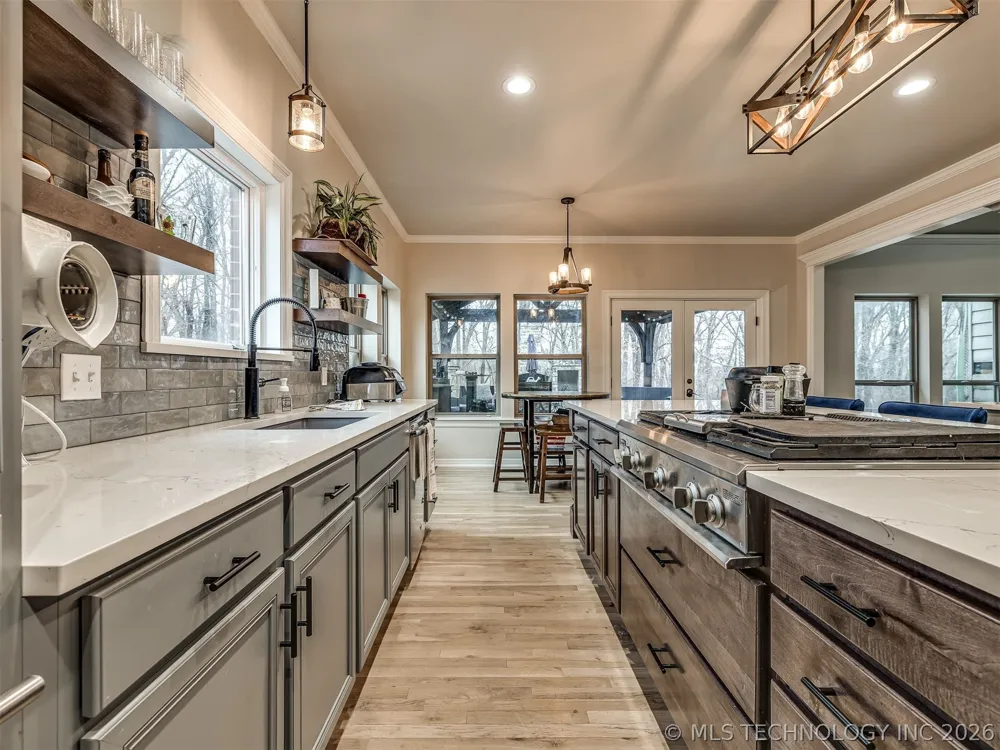 6301 S 5th Avenue Broken Arrow, OK 74011