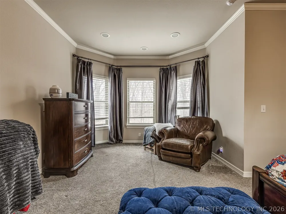 6301 S 5th Avenue Broken Arrow, OK 74011