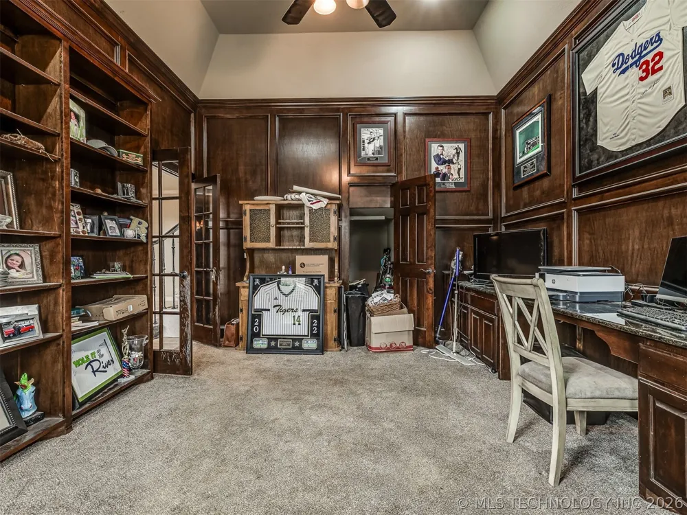 6301 S 5th Avenue Broken Arrow, OK 74011
