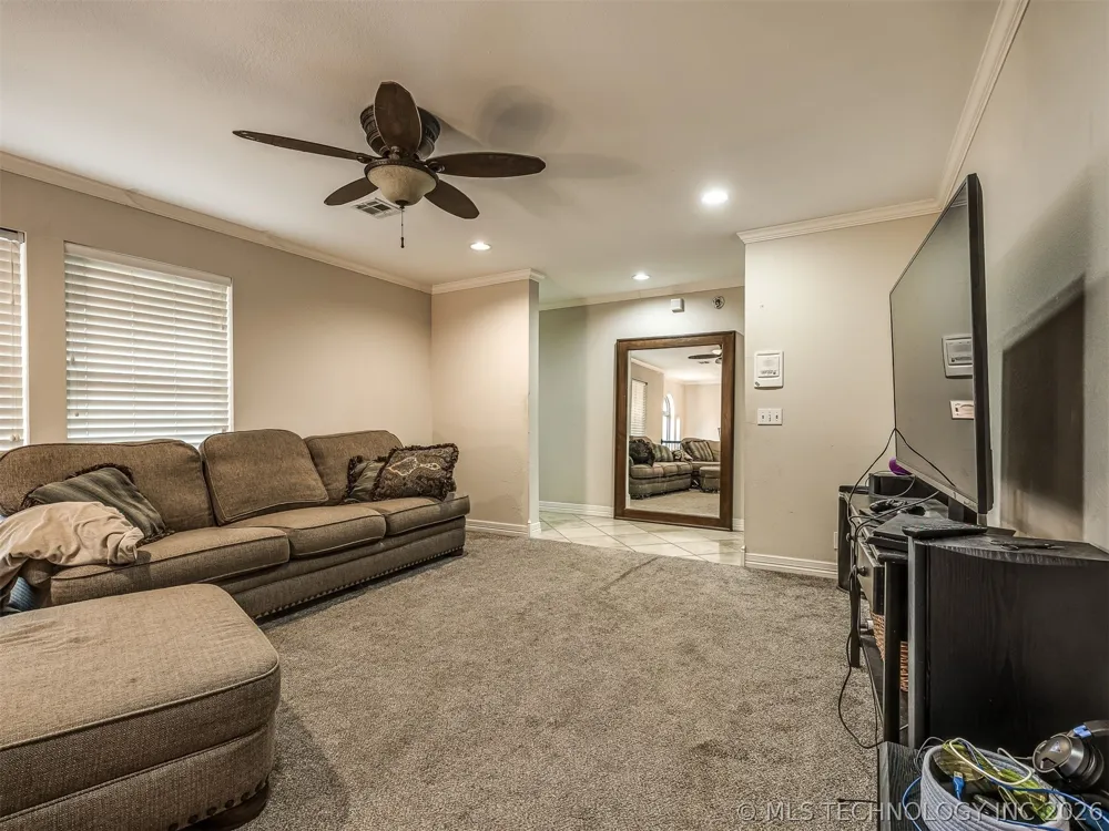 6301 S 5th Avenue Broken Arrow, OK 74011